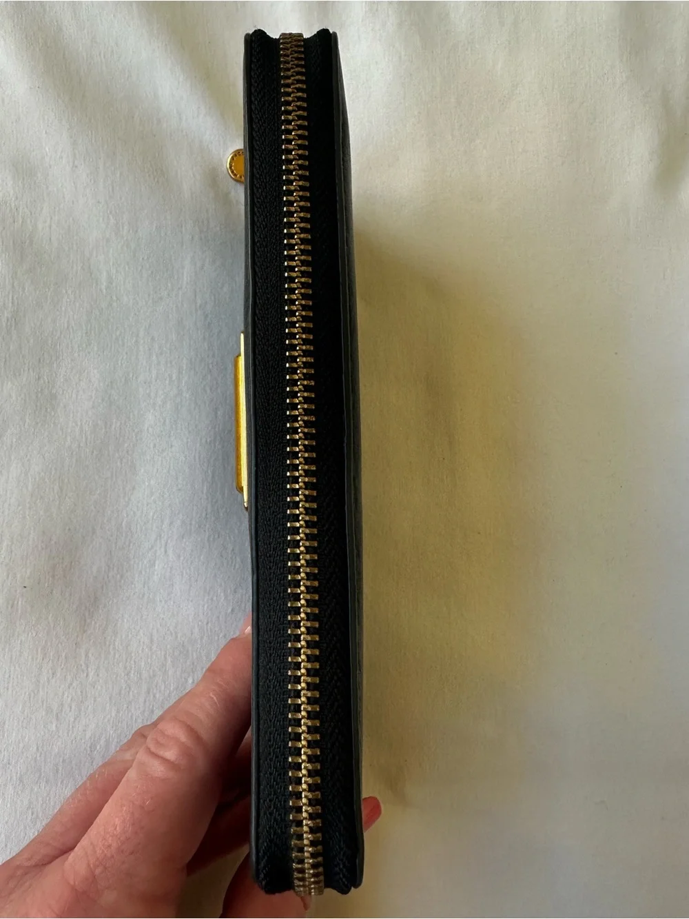 Marc By Marc Jacobs Black Pebbled Leather Zip Around Wallet Continental